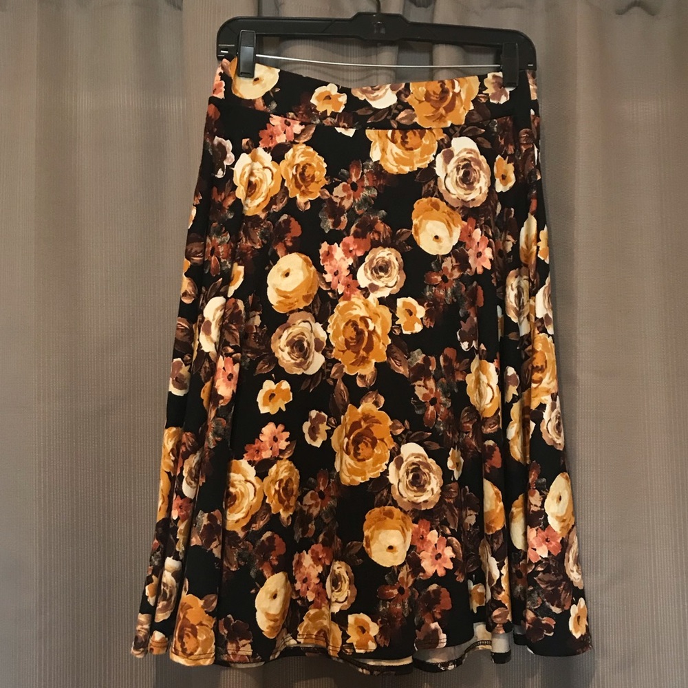 Super Soft Floral Skirt